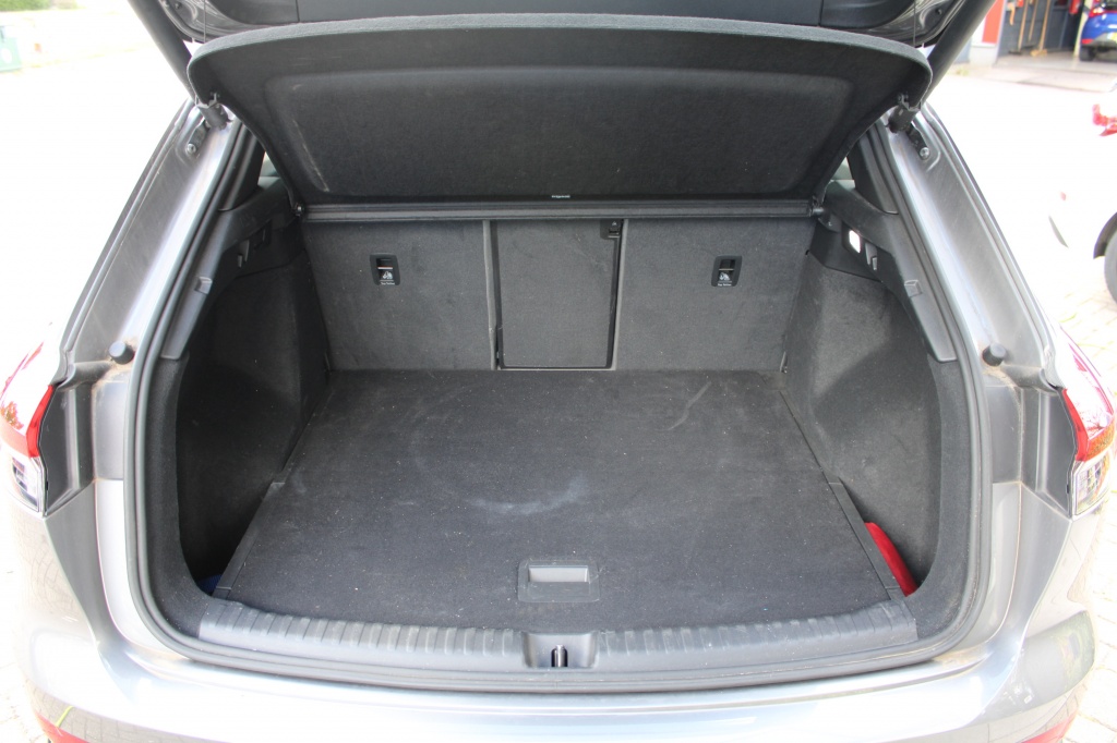 Audi Q4 e-tron Audi Q4 e-tron 50 QUATTRO 3X S-Line SOH 90% Pano/Virtual/21″RS/Leer/Winterset 19″ “RIJKLAAR”