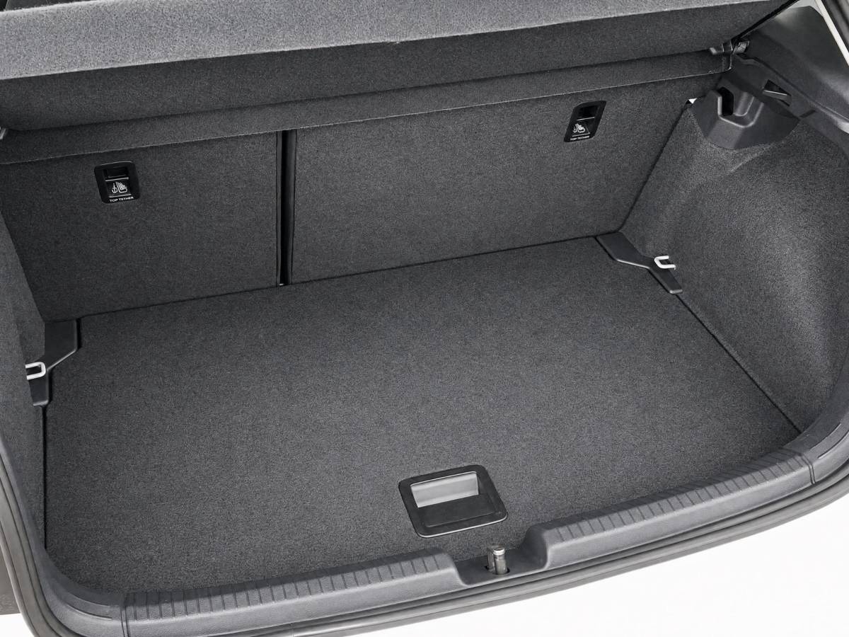 Volkswagen Polo Volkswagen Polo 1.0TSI/95PK Life · Navigatie · Parkeersensoren · Apple/Android Car Play · Clima ·  Garantie t/m 20-01-2027 of 100000km.