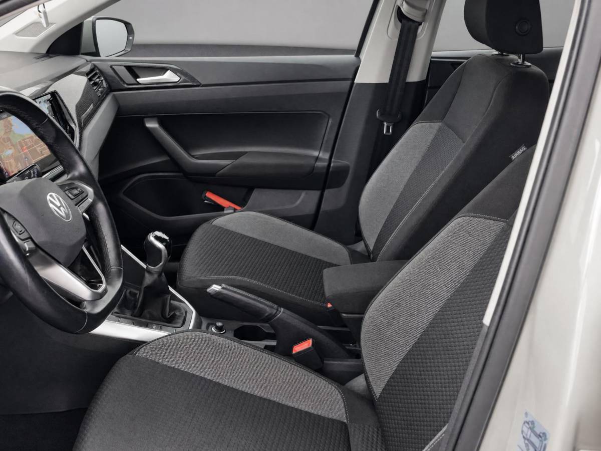 Volkswagen Polo Volkswagen Polo 1.0TSI/95PK Life · Navigatie · Parkeersensoren · Apple/Android Car Play · Clima ·  Garantie t/m 20-01-2027 of 100000km.