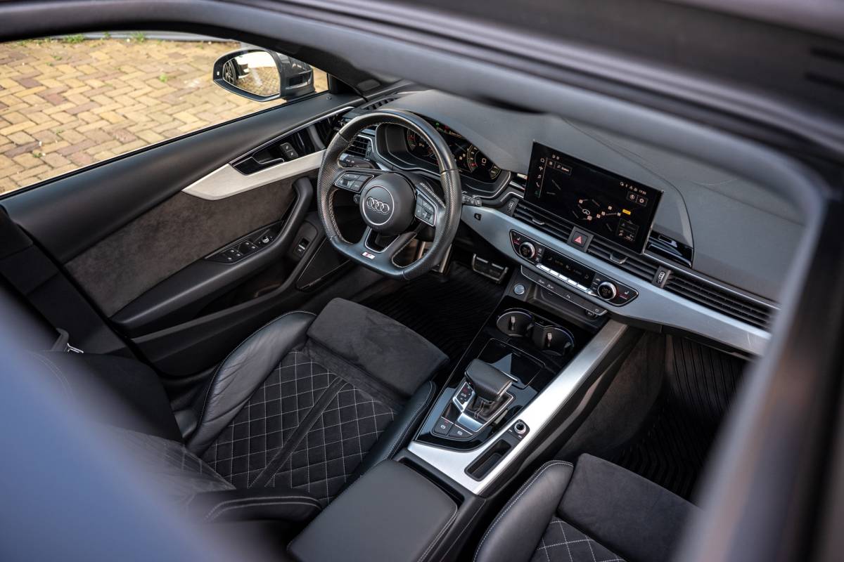 Audi A4 Audi A4 Avant 35 TFSI S edition|PANO|CAMERA|S-LINE