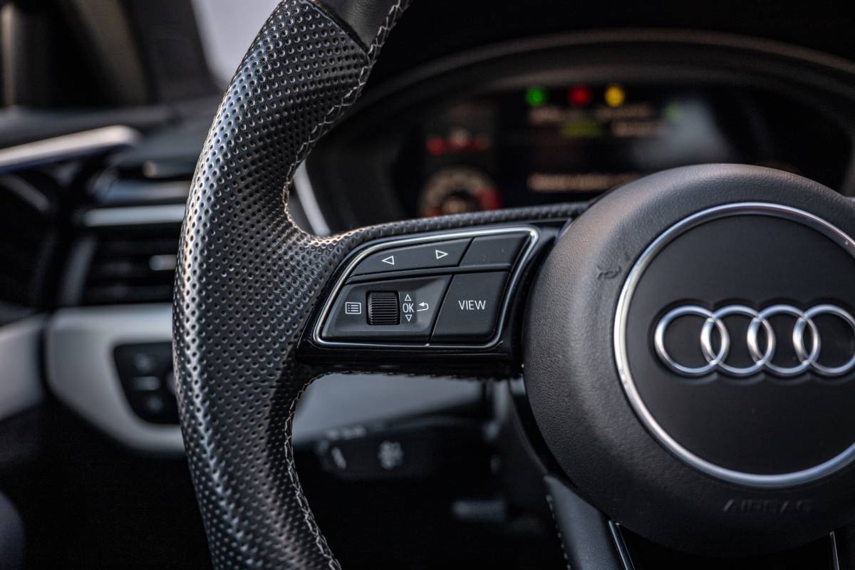 Audi A4 Audi A4 Avant 35 TFSI S edition|PANO|CAMERA|S-LINE