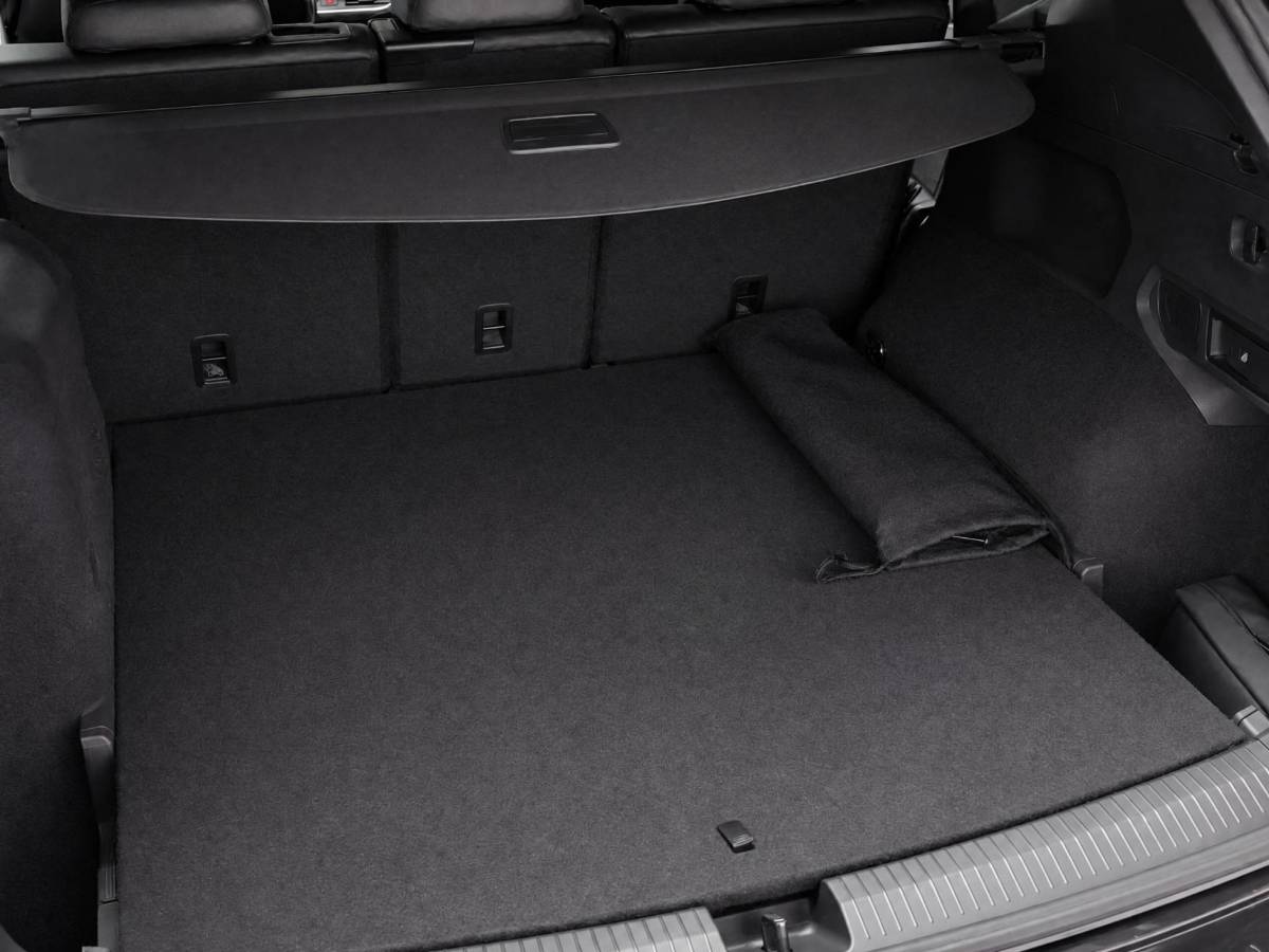 SEAT Tarraco SEAT Tarraco 1.4TSIe-Hybrid 180kW/245PK PHEV FR · Panoramdak · Trekhaak · 360°Camera + Parkeersensoren · Stoelverwarming · Apple/Android Car Play ·