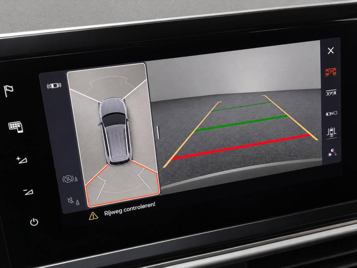 SEAT Tarraco SEAT Tarraco 1.4TSIe-Hybrid 180kW/245PK PHEV FR · Panoramdak · Trekhaak · 360°Camera + Parkeersensoren · Stoelverwarming · Apple/Android Car Play ·