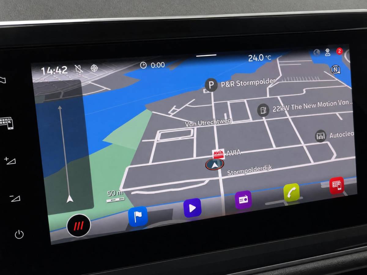 SEAT Tarraco SEAT Tarraco 1.4TSIe-Hybrid 180kW/245PK PHEV FR · Panoramdak · Trekhaak · 360°Camera + Parkeersensoren · Stoelverwarming · Apple/Android Car Play ·
