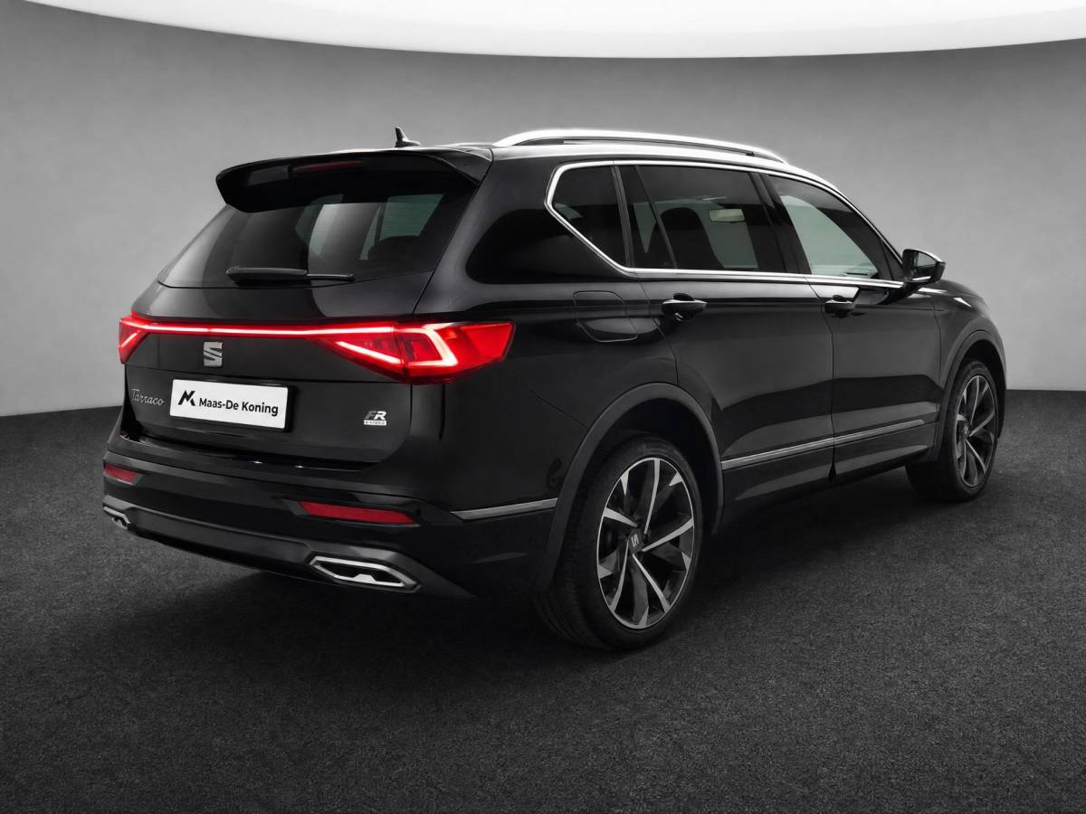 SEAT Tarraco SEAT Tarraco 1.4TSIe-Hybrid 180kW/245PK PHEV FR · Panoramdak · Trekhaak · 360°Camera + Parkeersensoren · Stoelverwarming · Apple/Android Car Play ·