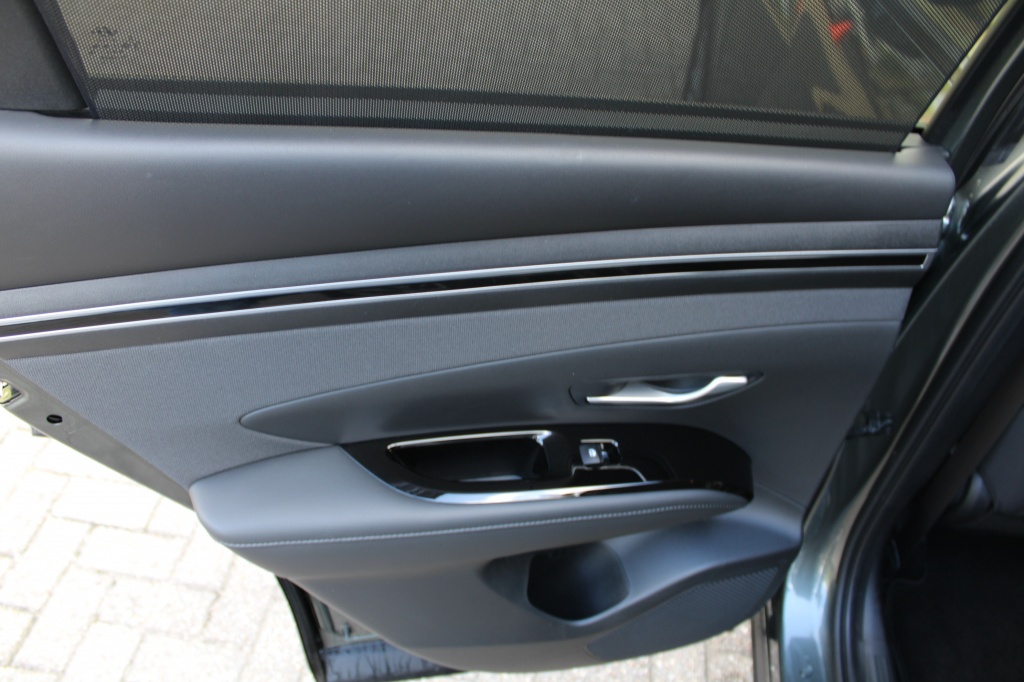 Hyundai Tucson Hyundai Tucson 1.6 T-GDI HEV Comfort Smart 230PK! Navi/17″/Cam/Trekhaak “RIJKLAARPRIJS”