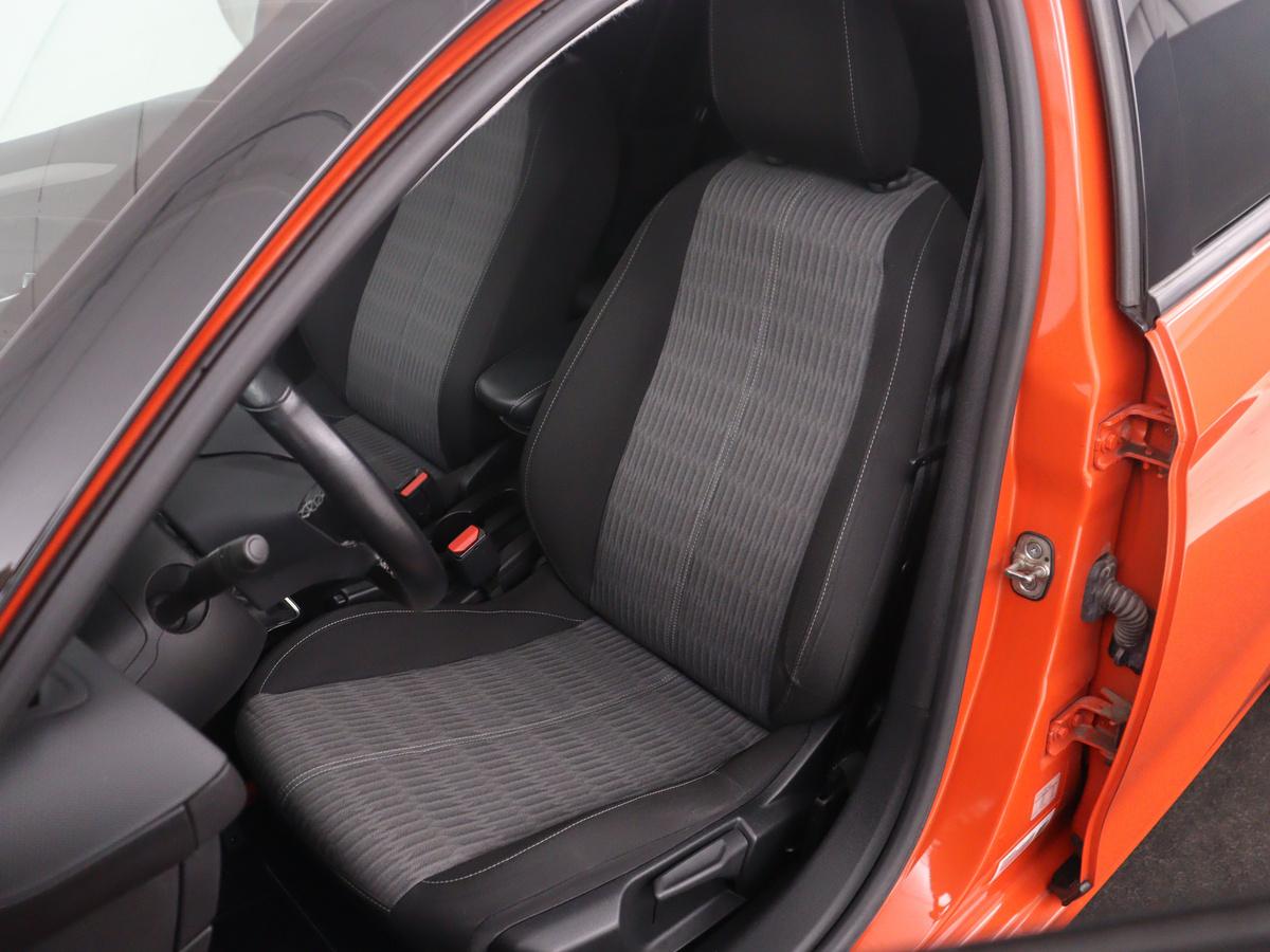 Opel Corsa Opel Corsa 1.2 Edition | Trekhaak | Carplay | Cruise control | DAB | Lichtmetaal 16” | Lane assist |