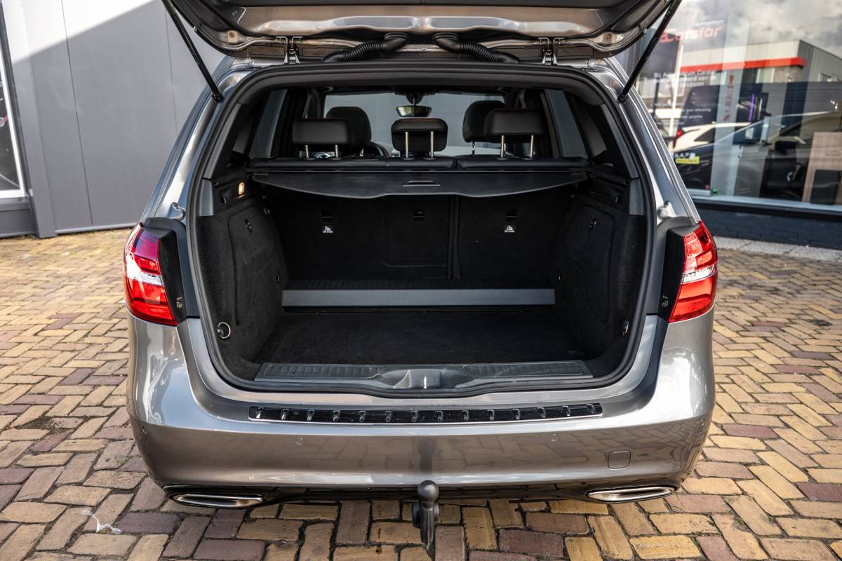 Mercedes-Benz B-Klasse Mercedes-Benz B-klasse 180 Ambition|PANO|TREKHAAK|PDC