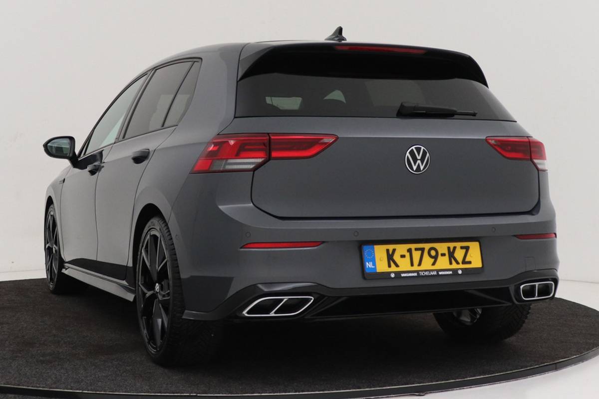 Volkswagen Golf Volkswagen Golf 1.5 TSI R-Line | Virtual Cockpit | Org. NL | Camera | CarPlay | Adapt. Cruise | Stoelverwarm. | Blind spot | PDC