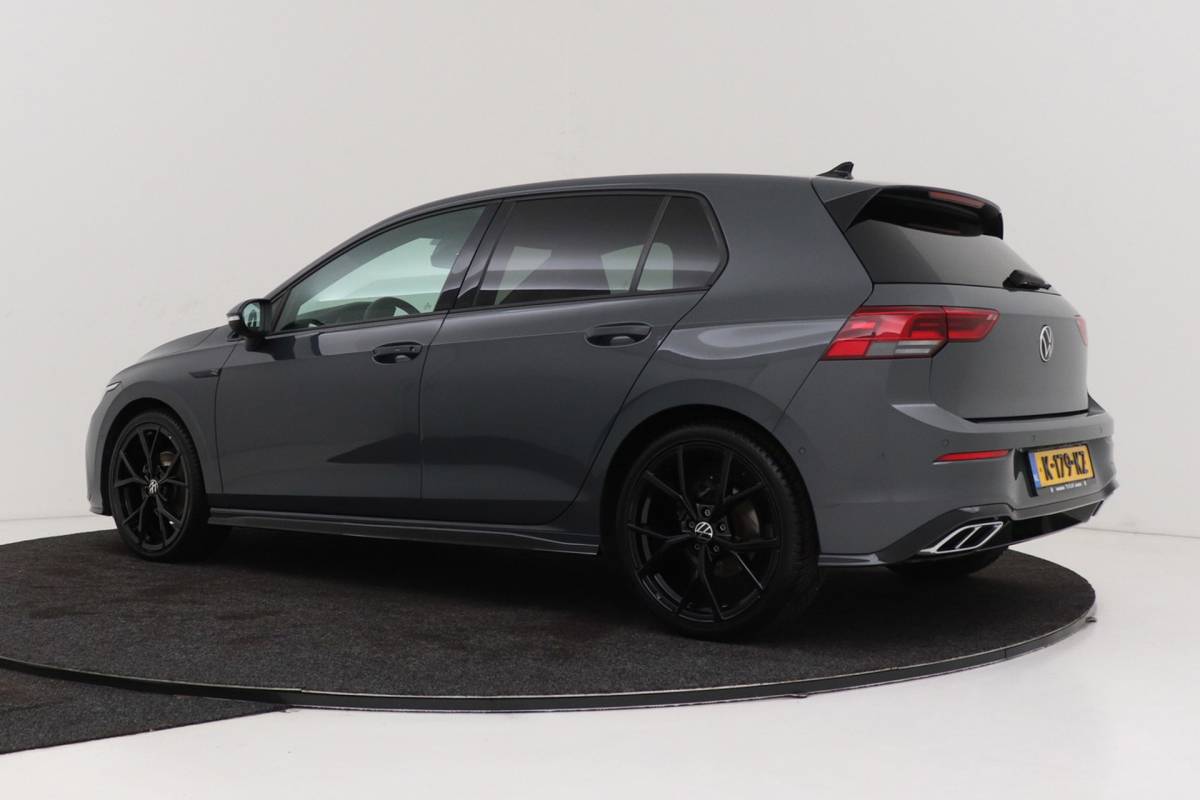 Volkswagen Golf Volkswagen Golf 1.5 TSI R-Line | Virtual Cockpit | Org. NL | Camera | CarPlay | Adapt. Cruise | Stoelverwarm. | Blind spot | PDC
