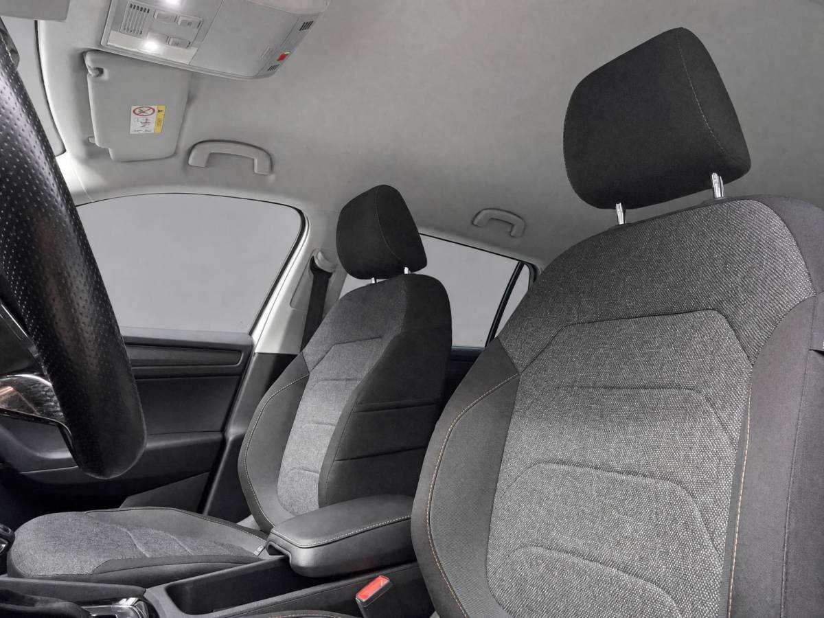 Škoda Kodiaq Skoda Kodiaq 1.5 TSI 150pk DSG Business Edition · Trekhaak · Camera · Apple/Android Car Play · Navigatie · Stoel-& Stuurverwarming · 19” Inch ·