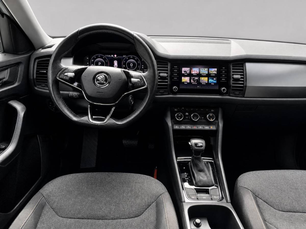Škoda Kodiaq Skoda Kodiaq 1.5 TSI 150pk DSG Business Edition · Trekhaak · Camera · Apple/Android Car Play · Navigatie · Stoel-& Stuurverwarming · 19” Inch ·