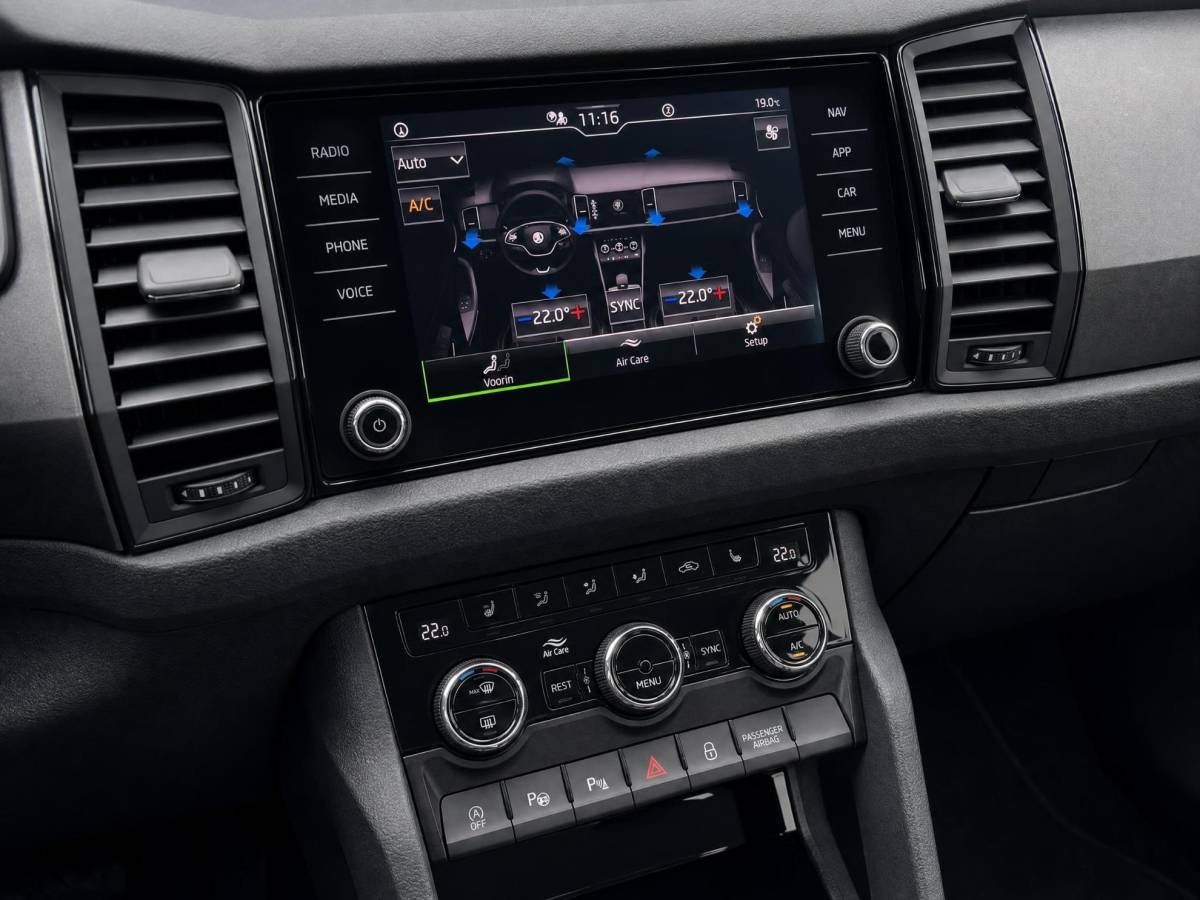 Škoda Kodiaq Skoda Kodiaq 1.5 TSI 150pk DSG Business Edition · Trekhaak · Camera · Apple/Android Car Play · Navigatie · Stoel-& Stuurverwarming · 19” Inch ·