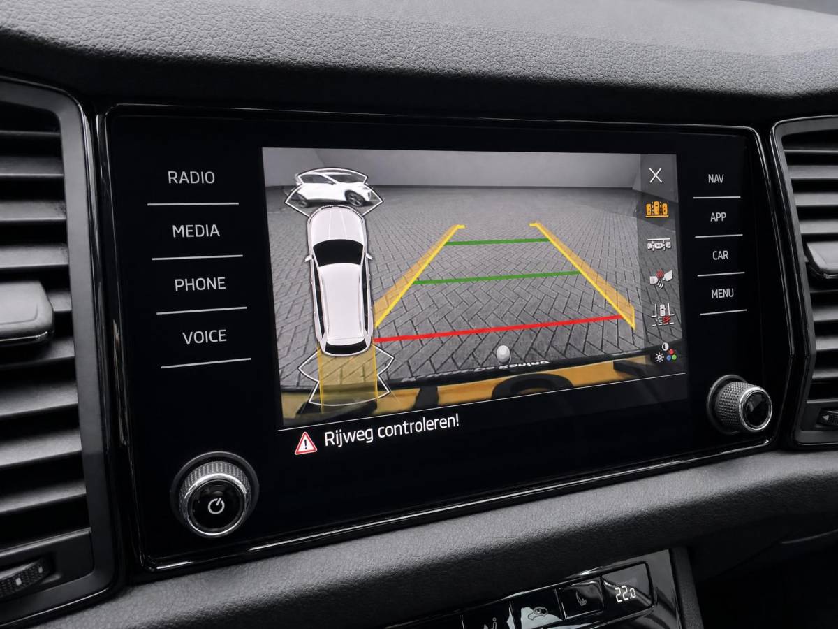 Škoda Kodiaq Skoda Kodiaq 1.5 TSI 150pk DSG Business Edition · Trekhaak · Camera · Apple/Android Car Play · Navigatie · Stoel-& Stuurverwarming · 19” Inch ·