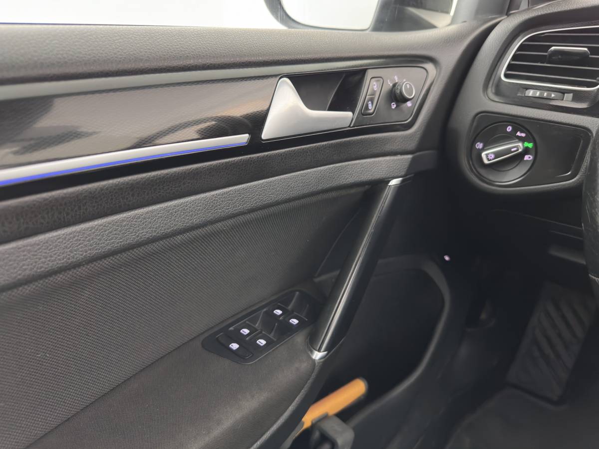 Volkswagen Golf Volkswagen Golf 1.4 TSI GTE (Plug-in) (INCL.BTW) *PANO | FULL-LED | NAVI-FULLMAP | SPORT-SEATS | PRIVACY-GLASS | AMBIENT-LIGHT | SHIFT-PADDLES | ECC | PDC | CRUISE | 17”ALU*