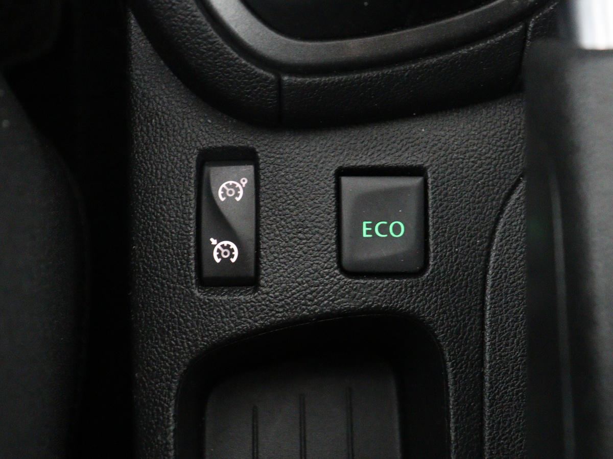Renault Clio Renault Clio Estate 0.9 TCe Limited | Cruise control | Navigatie | DAB | Bluetooth | Lichtmetaal 16” |