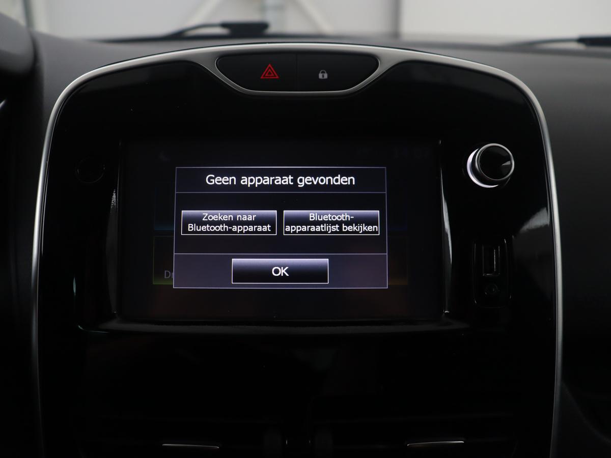 Renault Clio Renault Clio Estate 0.9 TCe Limited | Cruise control | Navigatie | DAB | Bluetooth | Lichtmetaal 16” |