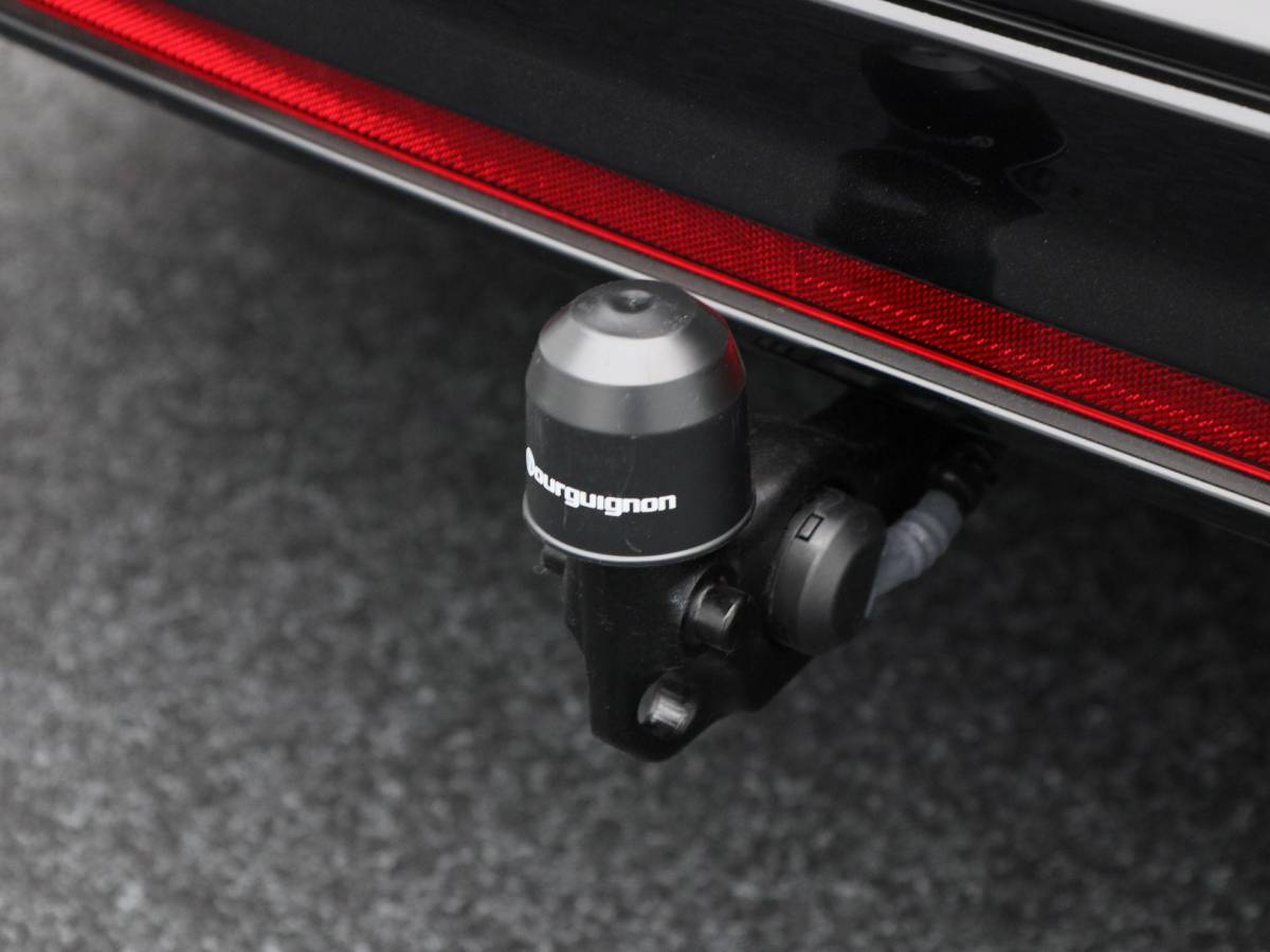 Volkswagen ID.7 Volkswagen ID.7 Tourer Pro Limited Edition 77 kWh | Trekhaak | Adaptief onderstel | Panoramadak | Harman/Kardon | Head Up Display | Stoelkoeling |