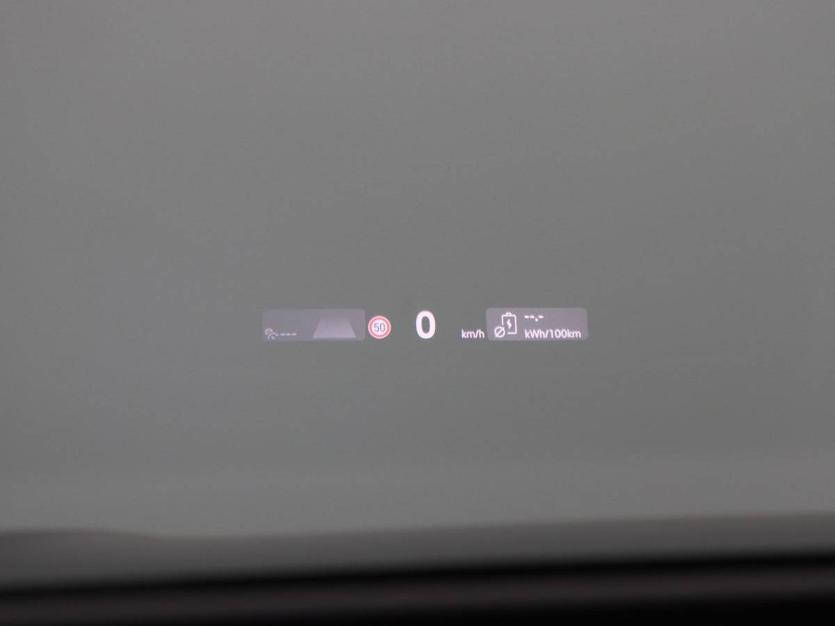 Volkswagen ID.7 Volkswagen ID.7 Tourer Pro Limited Edition 77 kWh | Trekhaak | Adaptief onderstel | Panoramadak | Harman/Kardon | Head Up Display | Stoelkoeling |