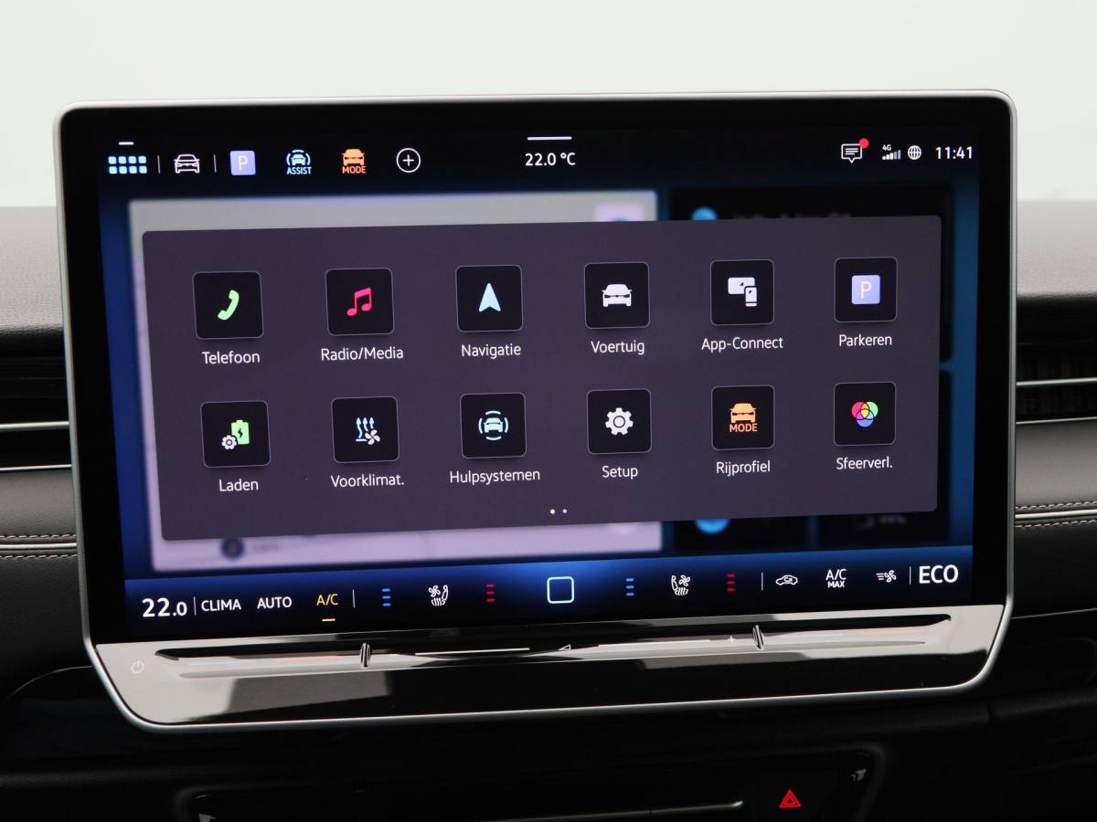 Volkswagen ID.7 Volkswagen ID.7 Tourer Pro Limited Edition 77 kWh | Trekhaak | Adaptief onderstel | Panoramadak | Harman/Kardon | Head Up Display | Stoelkoeling |