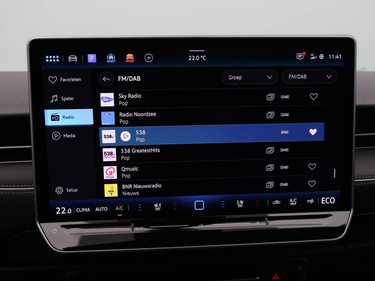 Volkswagen ID.7 Volkswagen ID.7 Tourer Pro Limited Edition 77 kWh | Trekhaak | Adaptief onderstel | Panoramadak | Harman/Kardon | Head Up Display | Stoelkoeling |
