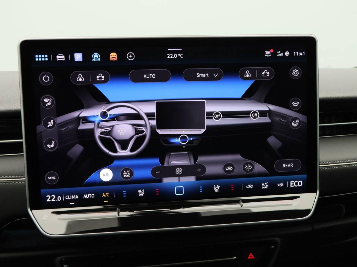 Volkswagen ID.7 Volkswagen ID.7 Tourer Pro Limited Edition 77 kWh | Trekhaak | Adaptief onderstel | Panoramadak | Harman/Kardon | Head Up Display | Stoelkoeling |