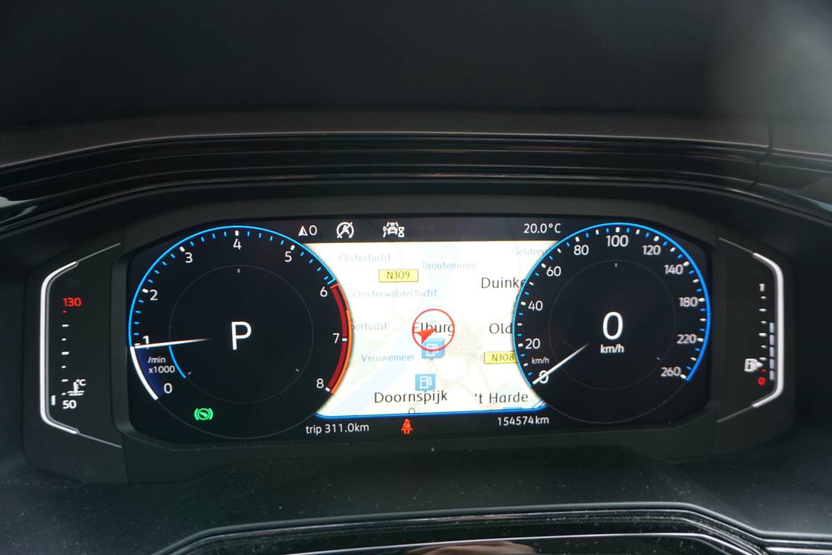Volkswagen Polo Volkswagen Polo 1.0 TSI Comfortline Automaat | ADAPT. CRUISE | VIRT. COCKPIT | CARPLAY | PDC V+A