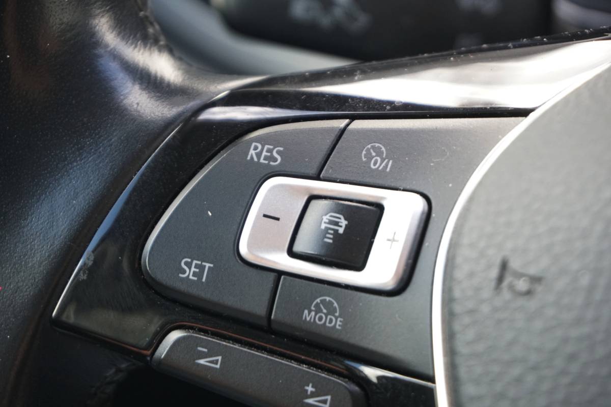 Volkswagen Polo Volkswagen Polo 1.0 TSI Comfortline Automaat | ADAPT. CRUISE | VIRT. COCKPIT | CARPLAY | PDC V+A