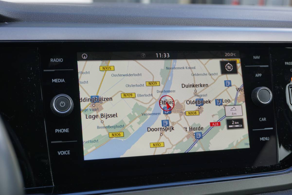 Volkswagen Polo Volkswagen Polo 1.0 TSI Comfortline Automaat | ADAPT. CRUISE | VIRT. COCKPIT | CARPLAY | PDC V+A