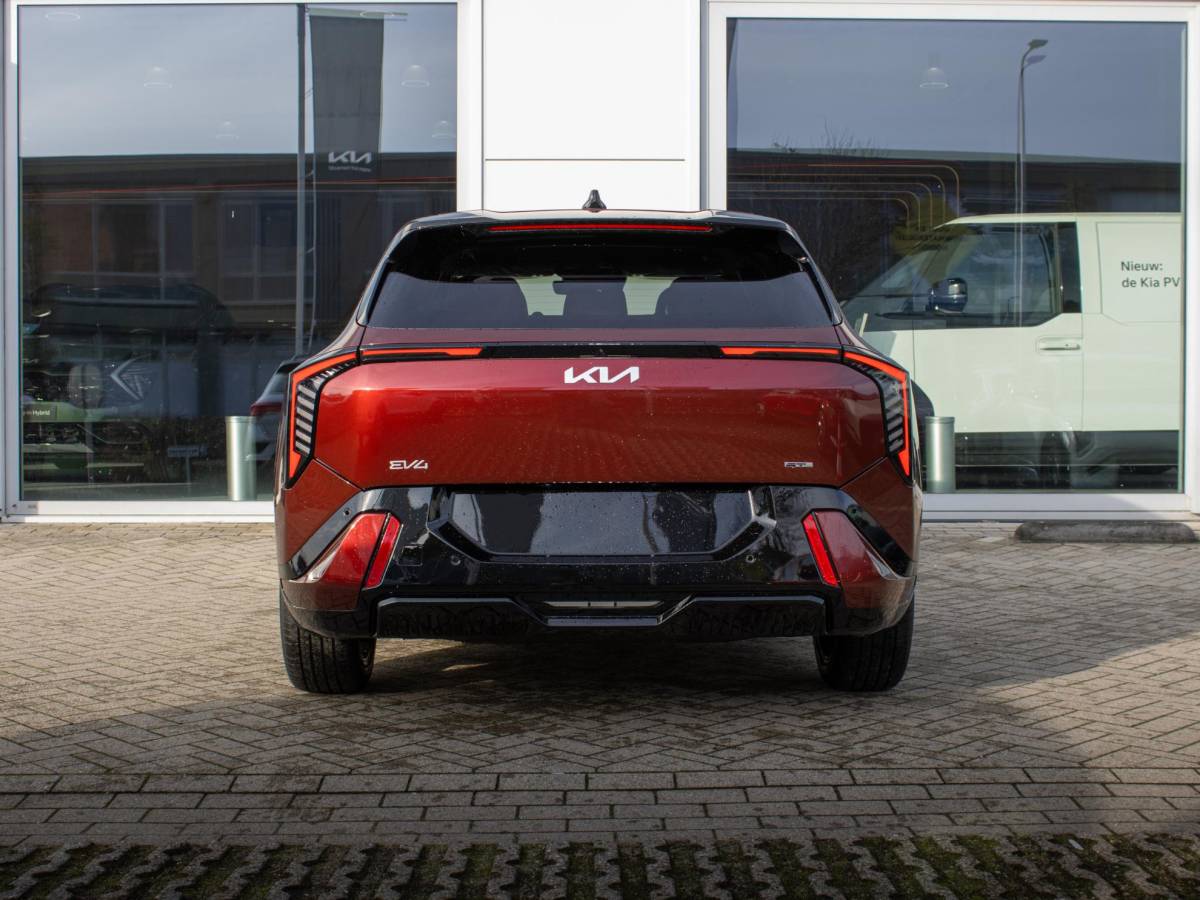 Kia EV4 Kia EV4 GT-Line Business Edition 81.4 kWh | DIRECT LEVERBAAR | Navi. | Stoel&Stuur Verwarming | Clima. |  Lichtmetalen velgen | LED | Dodehoekassistentie | GT-Line Vegan Lederen Stoelbekleding