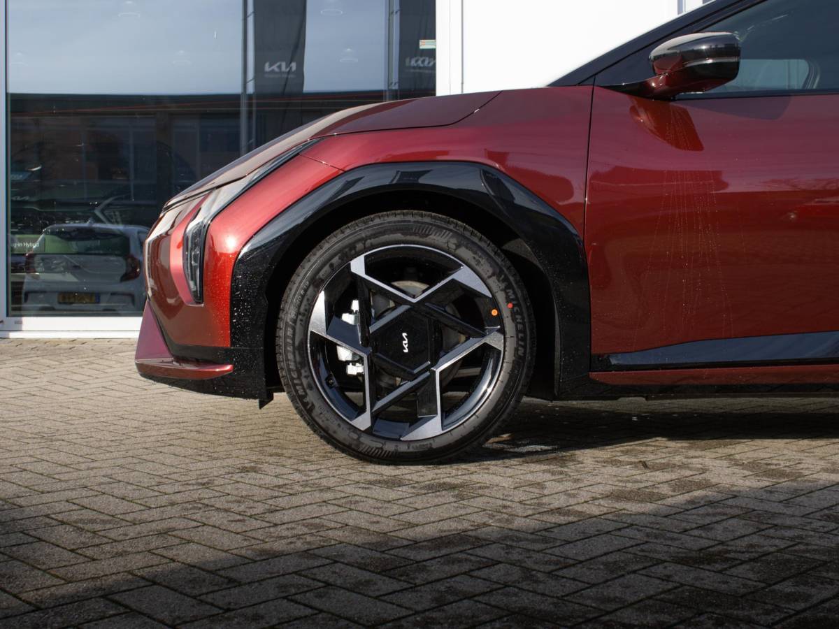 Kia EV4 Kia EV4 GT-Line Business Edition 81.4 kWh | DIRECT LEVERBAAR | Navi. | Stoel&Stuur Verwarming | Clima. |  Lichtmetalen velgen | LED | Dodehoekassistentie | GT-Line Vegan Lederen Stoelbekleding