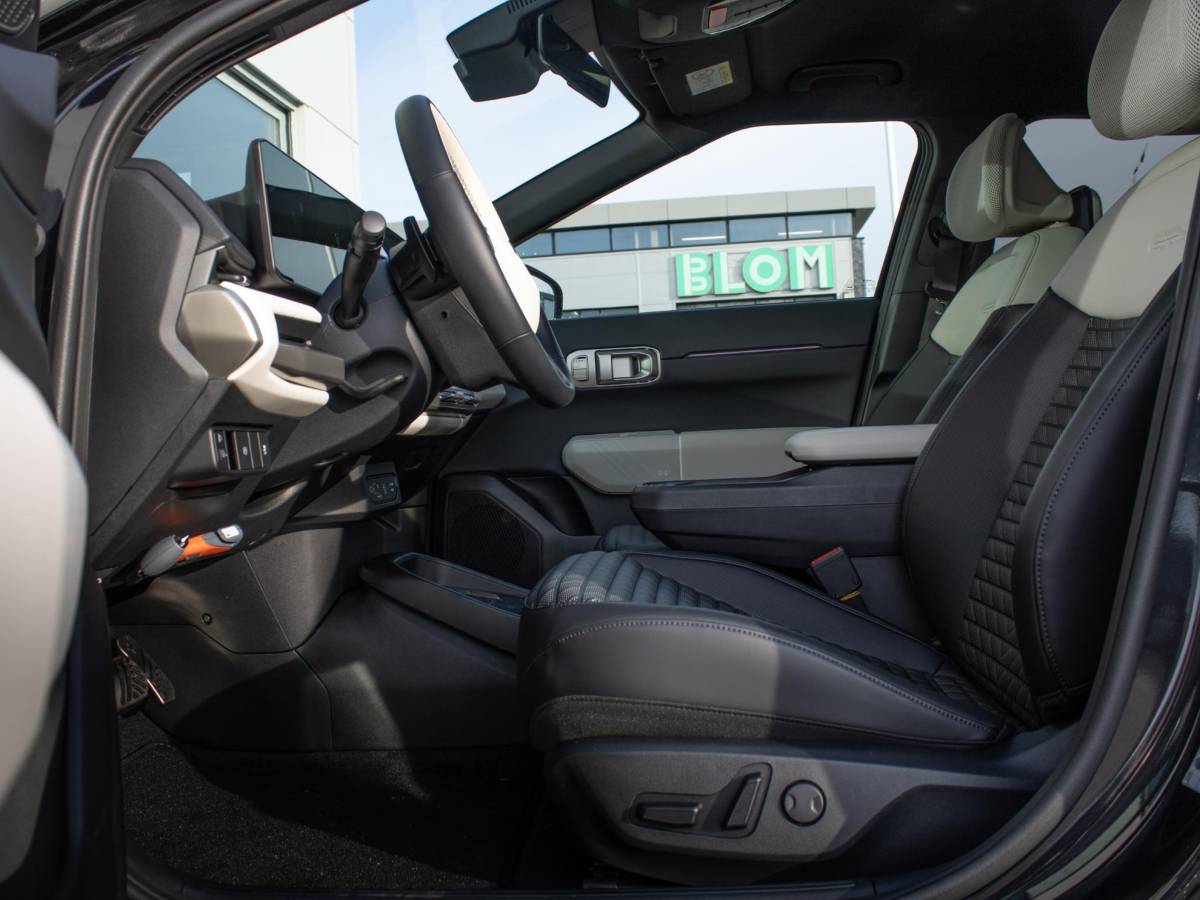 Kia EV4 Kia EV4 GT-Line Business Edition 81.4 kWh | DIRECT LEVERBAAR | Navi. | Stoel&Stuur Verwarming | Clima. |  Lichtmetalen velgen | LED | Dodehoekassistentie | GT-Line Vegan Lederen Stoelbekleding