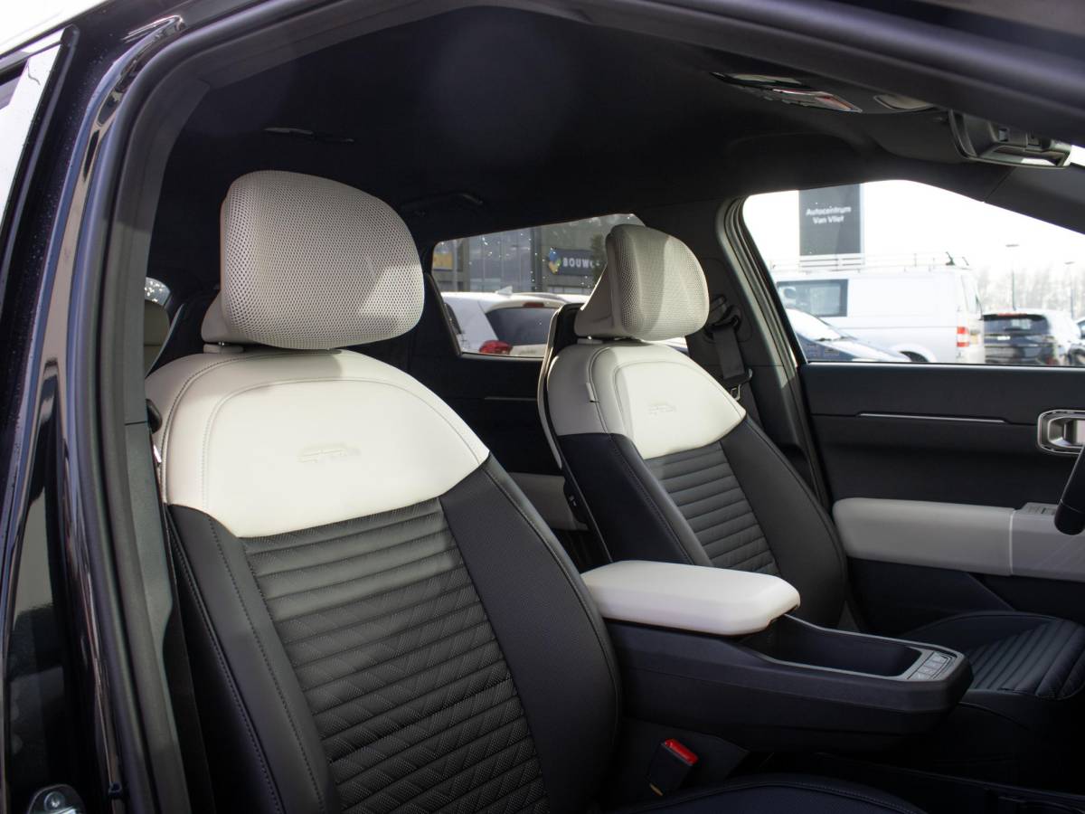 Kia EV4 Kia EV4 GT-Line Business Edition 81.4 kWh | DIRECT LEVERBAAR | Navi. | Stoel&Stuur Verwarming | Clima. |  Lichtmetalen velgen | LED | Dodehoekassistentie | GT-Line Vegan Lederen Stoelbekleding