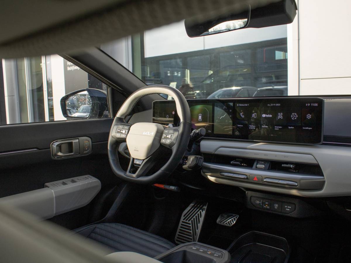 Kia EV4 Kia EV4 GT-Line Business Edition 81.4 kWh | DIRECT LEVERBAAR | Navi. | Stoel&Stuur Verwarming | Clima. |  Lichtmetalen velgen | LED | Dodehoekassistentie | GT-Line Vegan Lederen Stoelbekleding