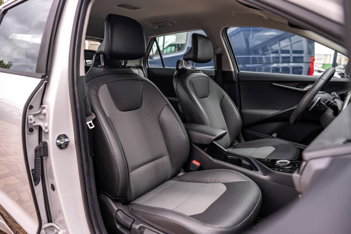 Kia Niro Kia Niro 1.6 GDi Hybrid DynamicLine|CAMERA|PDC|CRUISE