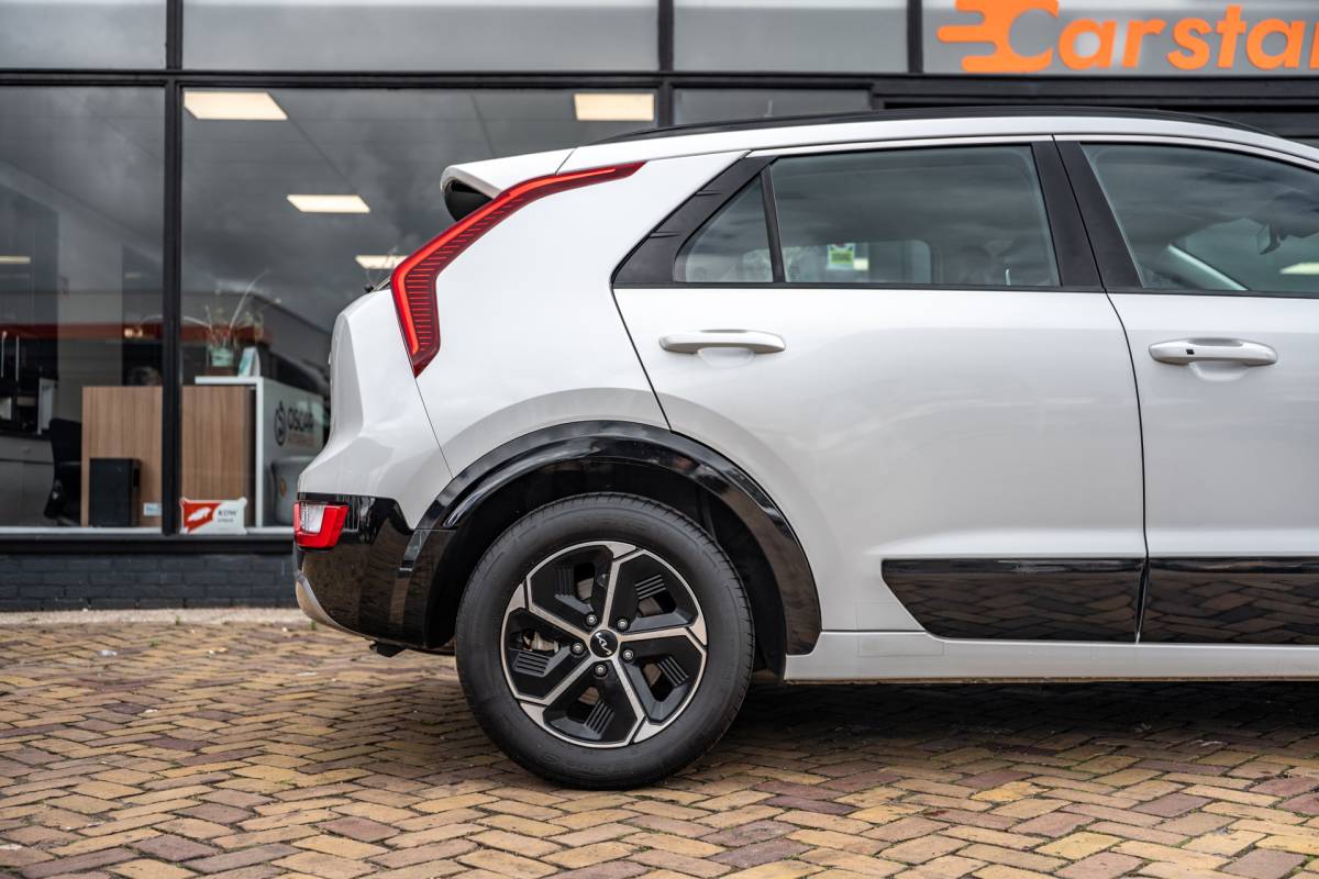 Kia Niro Kia Niro 1.6 GDi Hybrid DynamicLine|CAMERA|PDC|CRUISE