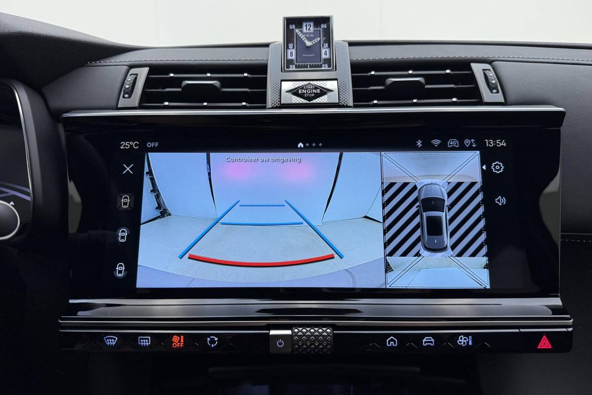 DS DS 7 DS 7 1.6 PHEV 300 4×4 Etoile | Navigatie | Panoramadak | Lederen bekleding | Elektrische achterklep | Full LED koplampen | Adaptive Cruise Control | 19″ Lichtmetalen velgen | Drive Assist