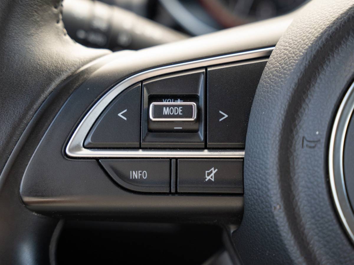Suzuki Swift Suzuki Swift 1.2 Select | NL auto | Android auto / Apple Carplay | Stoelverwarming | Camera| Airco|
