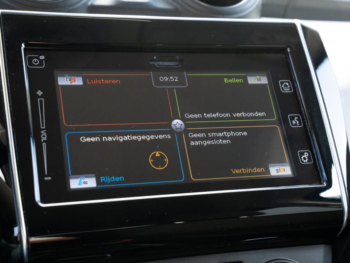 Suzuki Swift Suzuki Swift 1.2 Select | NL auto | Android auto / Apple Carplay | Stoelverwarming | Camera| Airco|