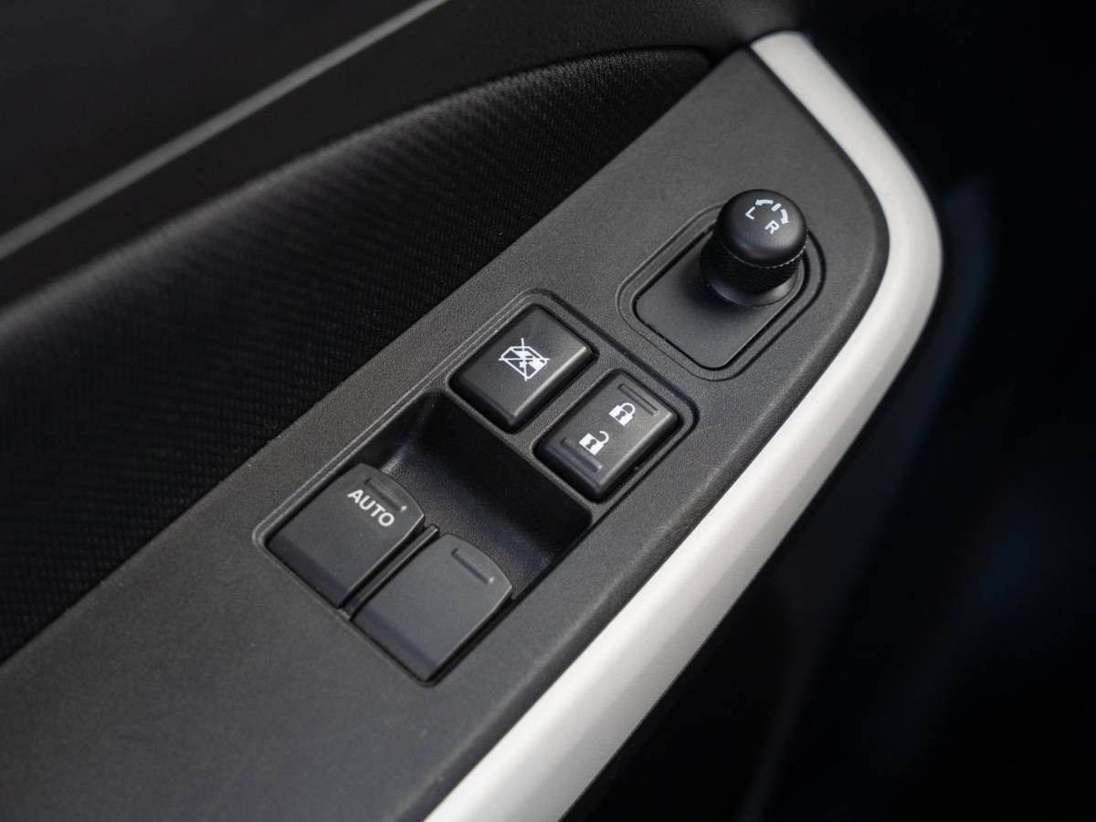 Suzuki Swift Suzuki Swift 1.2 Select | NL auto | Android auto / Apple Carplay | Stoelverwarming | Camera| Airco|