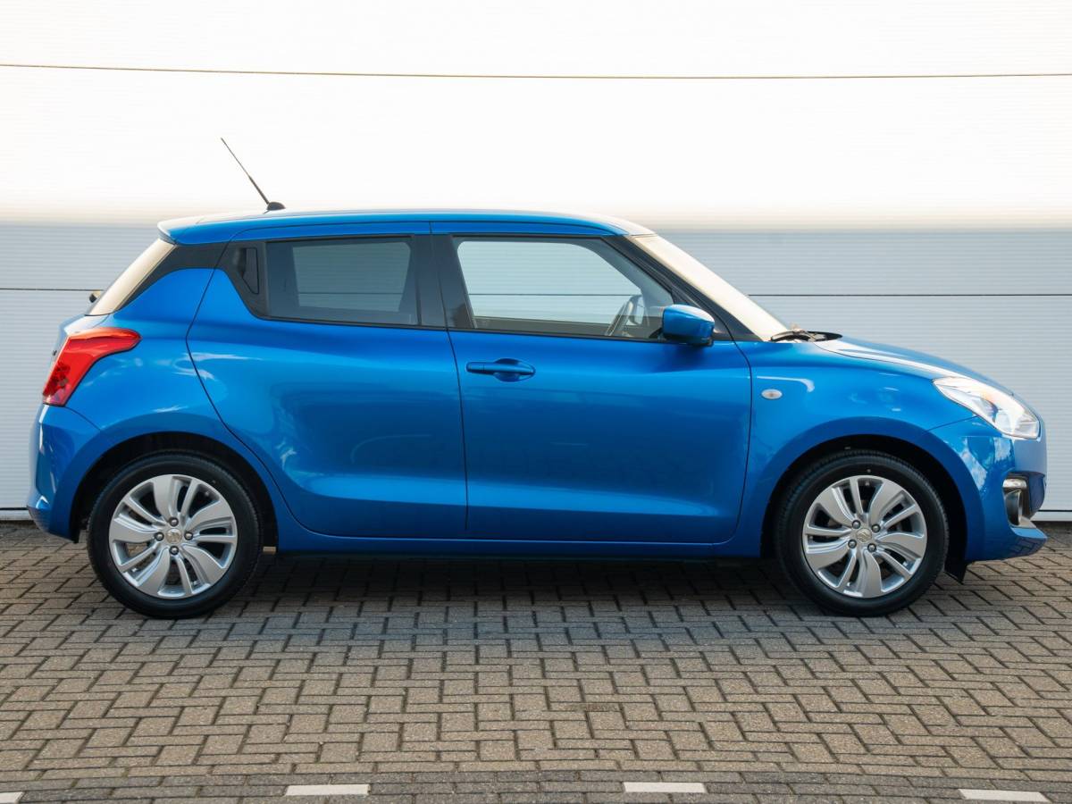 Suzuki Swift Suzuki Swift 1.2 Select | NL auto | Android auto / Apple Carplay | Stoelverwarming | Camera| Airco|