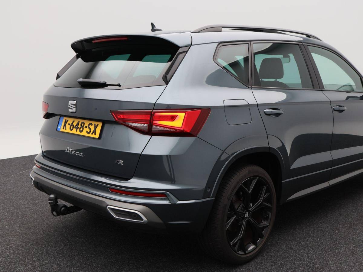SEAT Ateca SEAT Ateca 1.5 TSi 150 Pk Automaat FR Business Intense | Trekhaak | Panorama dak | 360 Camera | Beats Audio | 19 Inch |
