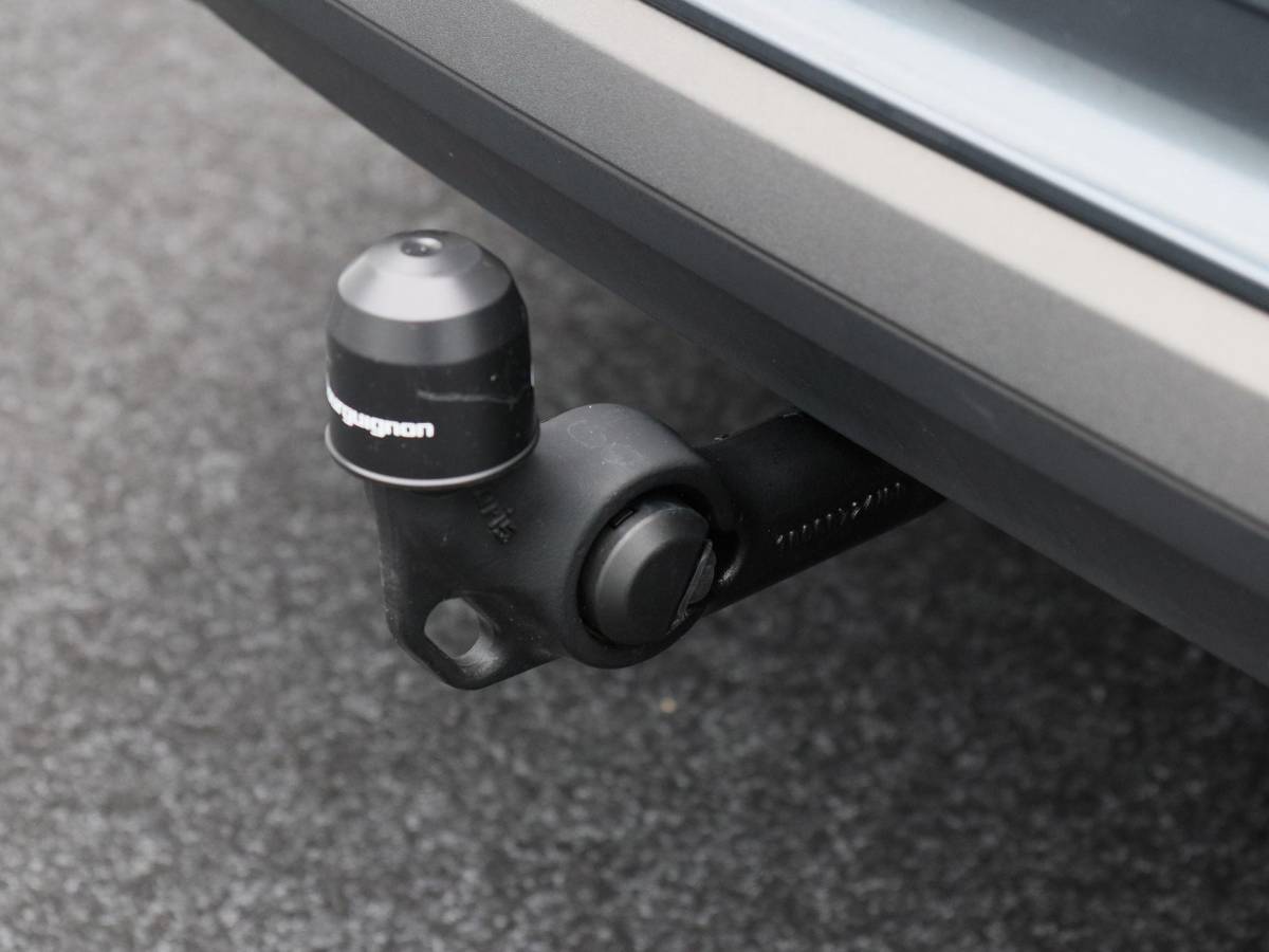 SEAT Ateca SEAT Ateca 1.5 TSi 150 Pk Automaat FR Business Intense | Trekhaak | Panorama dak | 360 Camera | Beats Audio | 19 Inch |