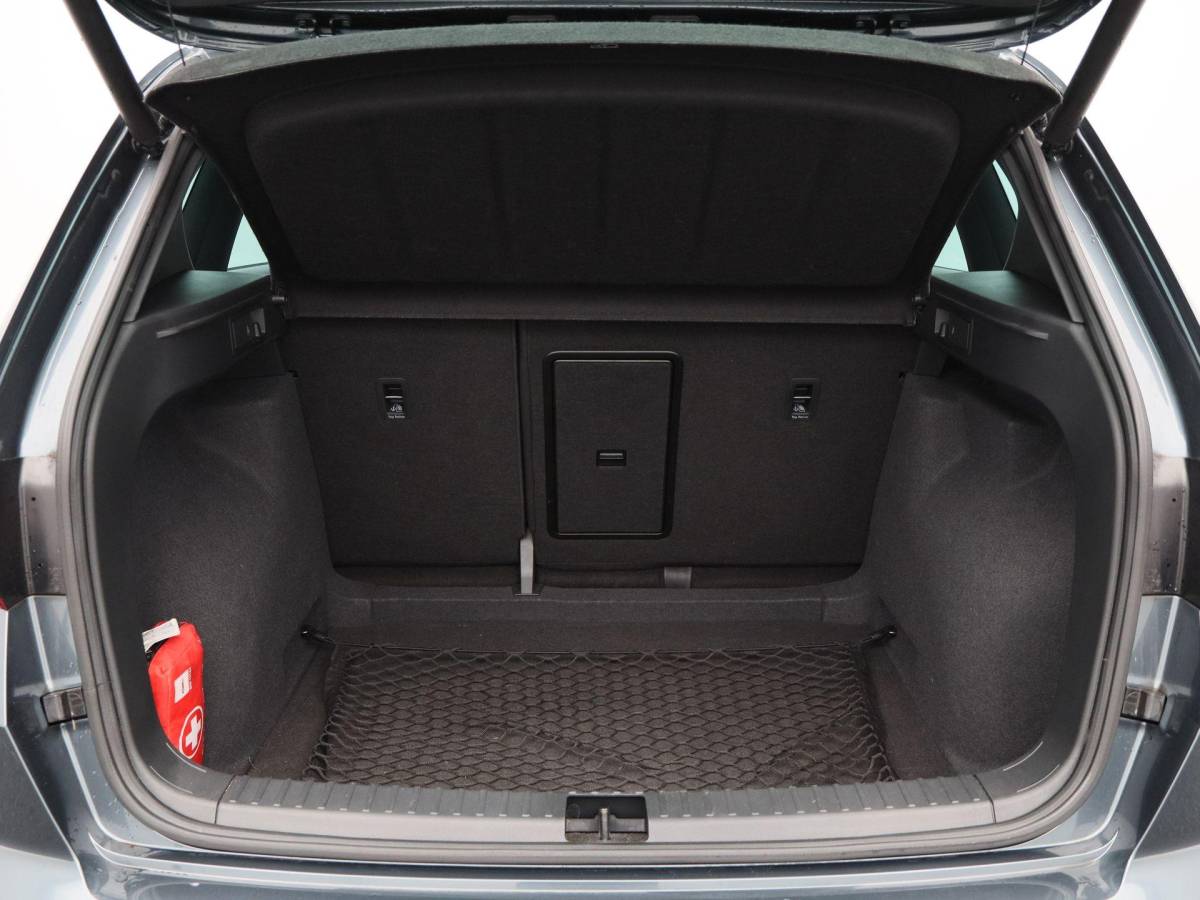 SEAT Ateca SEAT Ateca 1.5 TSi 150 Pk Automaat FR Business Intense | Trekhaak | Panorama dak | 360 Camera | Beats Audio | 19 Inch |
