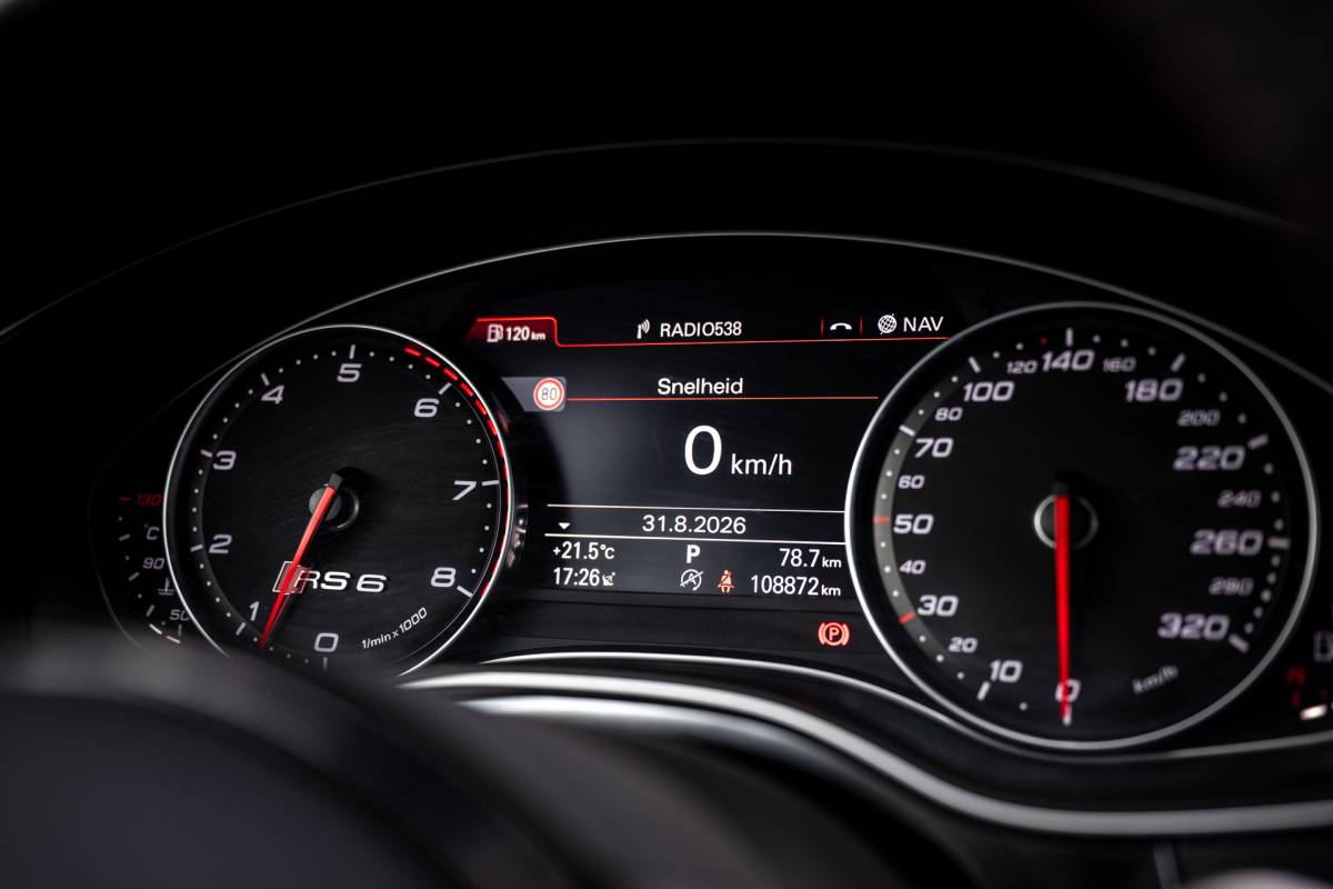 Audi RS6 Audi A6 Avant 4.0 TFSI RS 6 quattro Pro Line Plus|Keramisch|Akrapovic|Pano