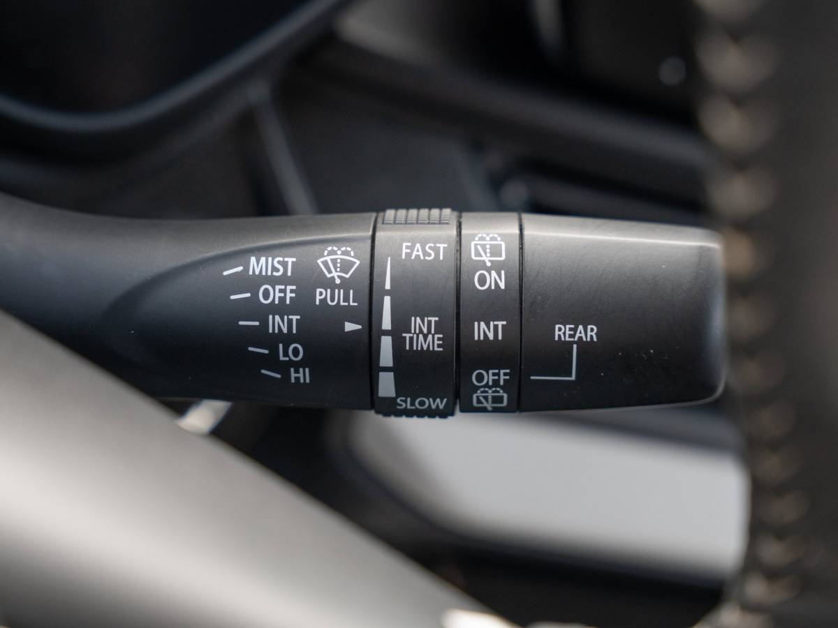 Suzuki Swift Suzuki Swift 1.2 Select Smart Hybrid| Apple/Android carplay| Adaptive cruise| Stoelverwarming| Camera| Parkeersensoren| Blindspot|