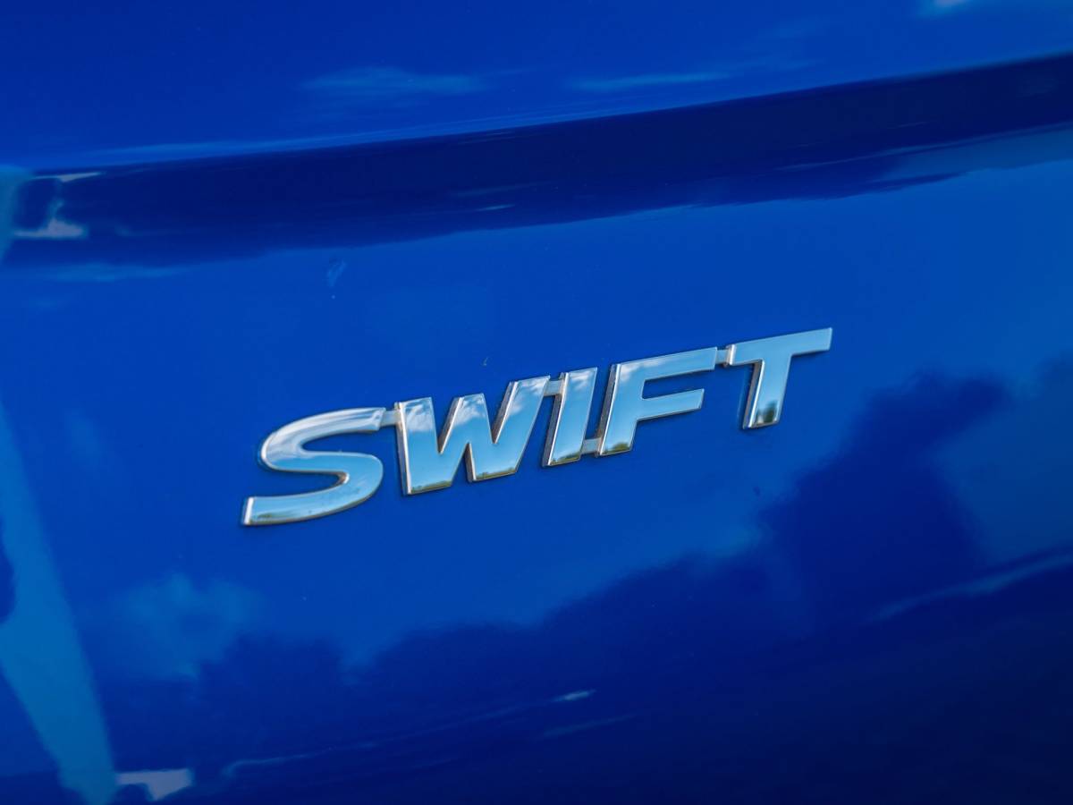 Suzuki Swift Suzuki Swift 1.2 Select Smart Hybrid| Apple/Android carplay| Adaptive cruise| Stoelverwarming| Camera| Parkeersensoren| Blindspot|