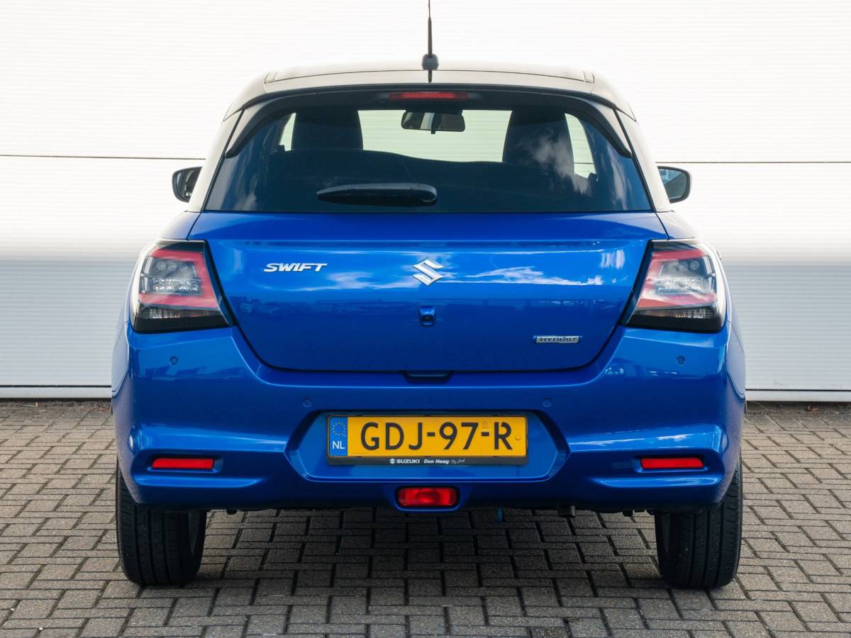 Suzuki Swift Suzuki Swift 1.2 Select Smart Hybrid| Apple/Android carplay| Adaptive cruise| Stoelverwarming| Camera| Parkeersensoren| Blindspot|