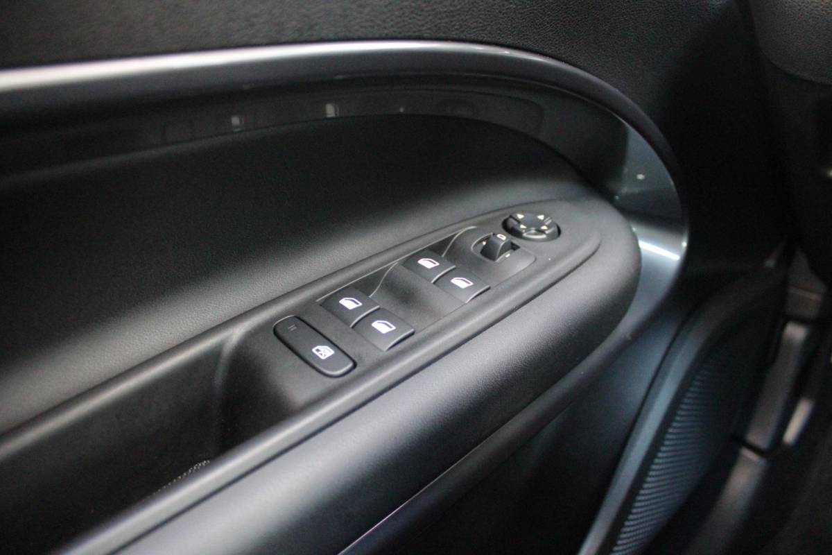 Abarth 600e ABARTH 600e Abarth Turismo 240PK 54 kWh | “TORSEN” MECHANISCH SPERDIFFERENTIEEL | SABELT SPORT STOELEN | 20″ LICHTMETALEN VELGEN ABARTH DESIGN | ABARTH BODYKIT | PARKEERSENSOREN ACHTER | ABARTH REMKLAUWEN | ADAPTIVE CRUISE CONTROL | DRAADLOZE APPLE CARPLAY/ANDROID AUTO | DC SNELLAAD FUNCTIE | KEYLESS START | AUTOMATISCH DIMMENDE BINNENSPIEGEL |