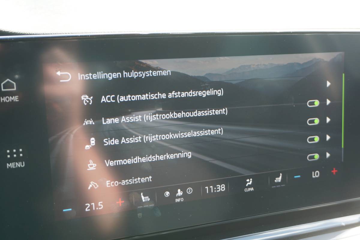 Škoda Octavia ŠKODA Octavia Combi 1.0 TSI Edition Plus | TREKHAAK | ELEKTR. STOELEN | STOELVERW. |